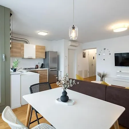 Sky View - Golden Horizon *