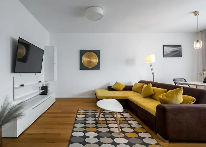 Sky View - Golden Horizon *