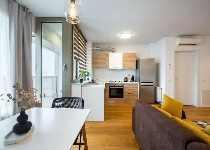 Apartament Sky View - Golden Horizon *