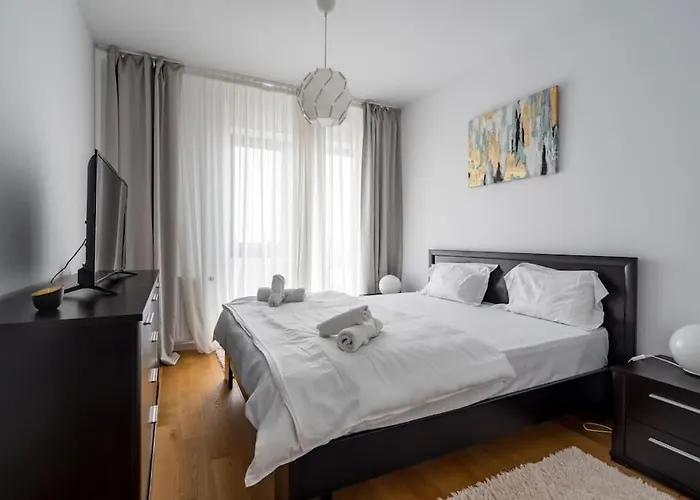 Sky View - Golden Horizon * Bukarest