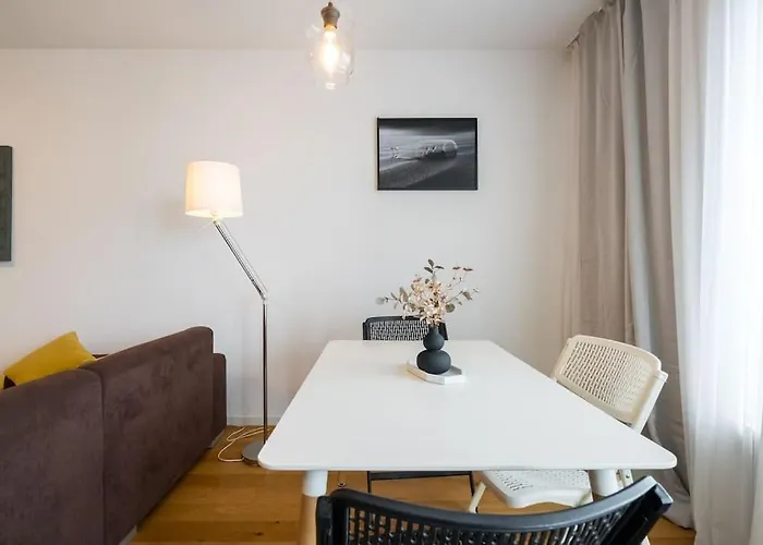 Apartament Sky View - Golden Horizon *