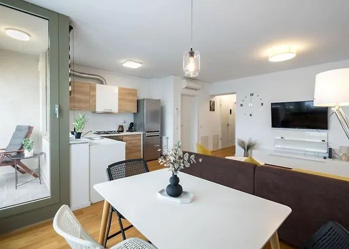 Sky View - Golden Horizon *